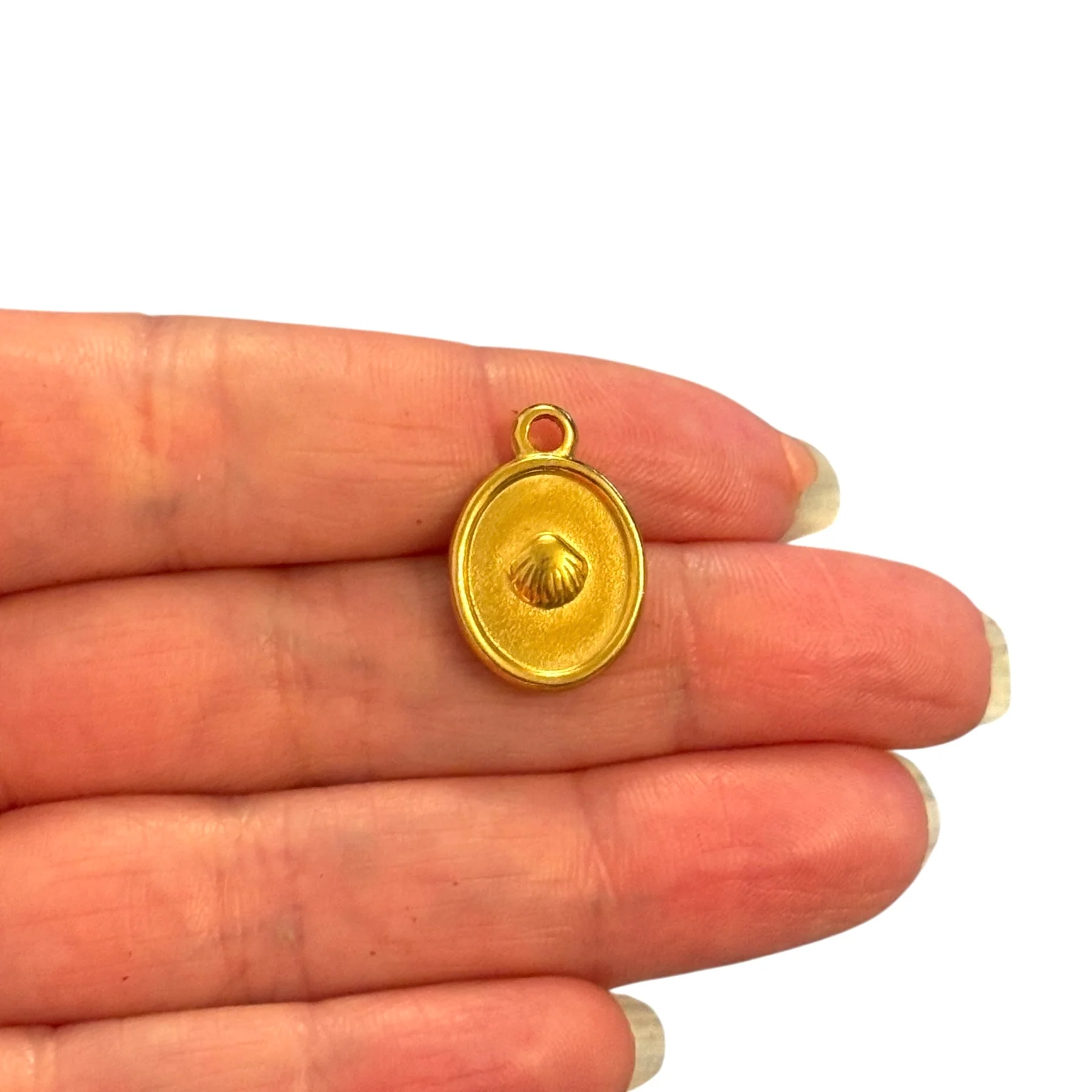 Waterproof Stainless Steel 24Kt PVD Gold Plated Shell Oval Charm / Pendant