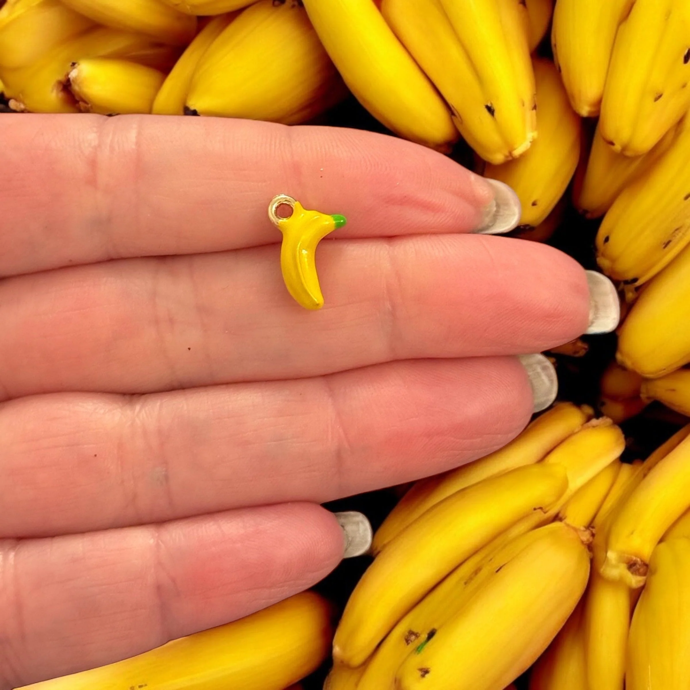 3D Banana Charm – Yellow Enamel & Gold-Plated Mini Fruit Pendant