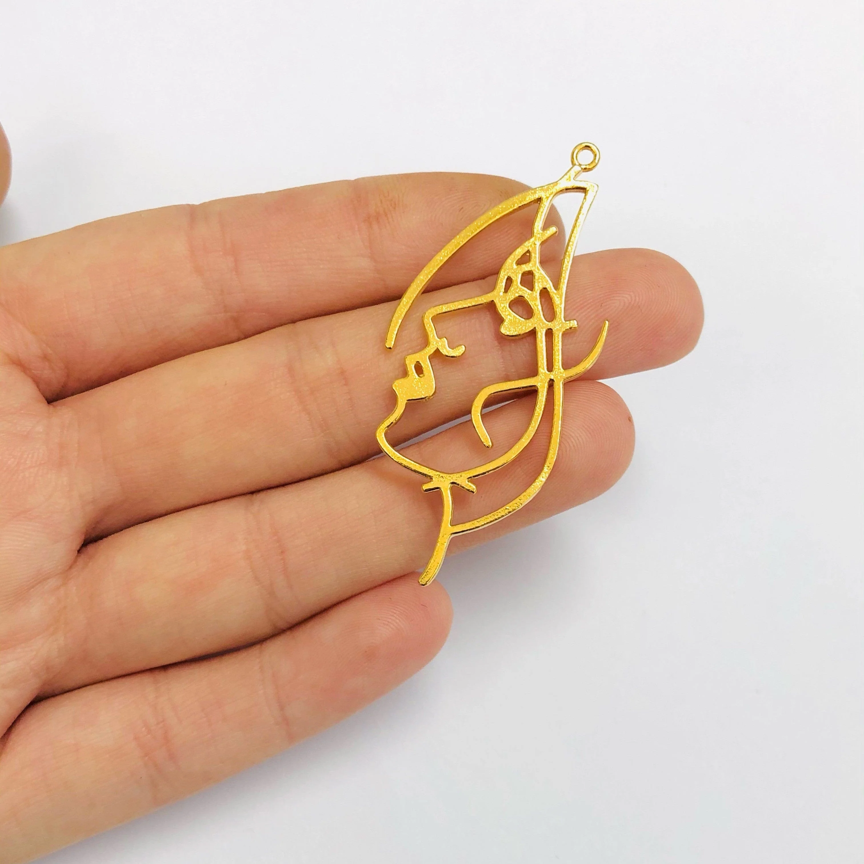 Face Outline 24Kt Gold Plated Brass Charm, Abstract Face Pendant, 1 pcs in a pack - Image 2
