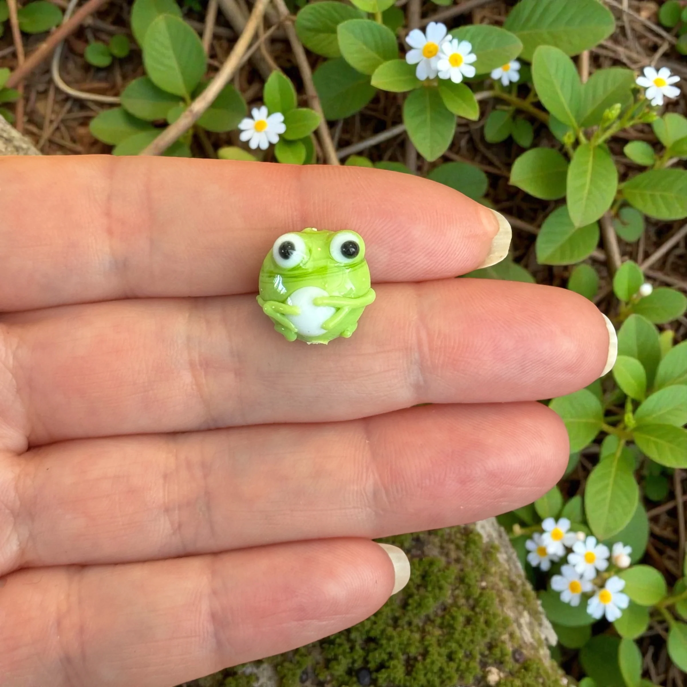 Handmade Murano Glass Frog Bead β Cute Lampwork Frog Charm Bead, Green Animal Glass Bead, Whimsical Jewellery Supply