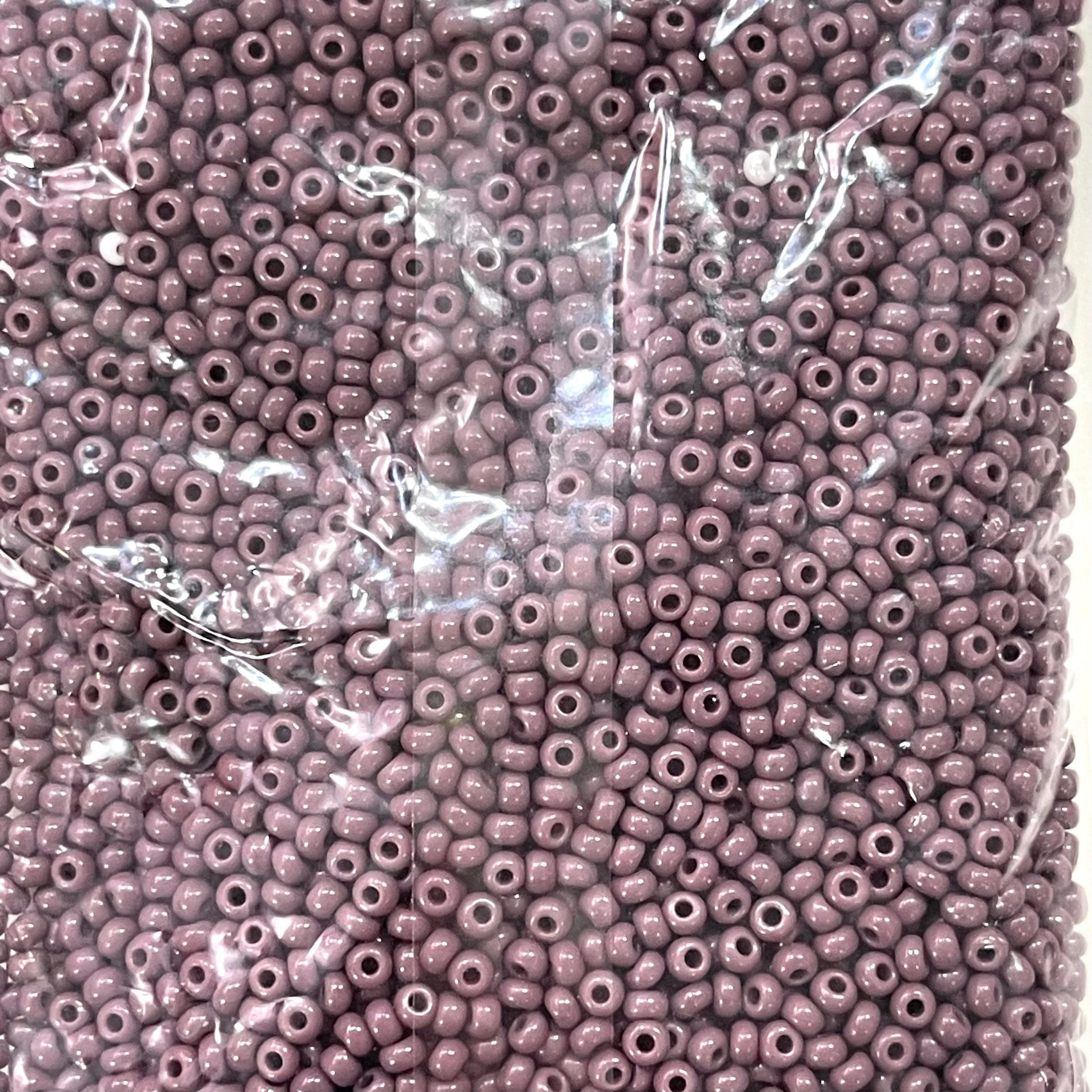 Preciosa Seed Beads 8/0 Rocailles-Round Hole 100 gr, 23040 Opaque Dark Violet