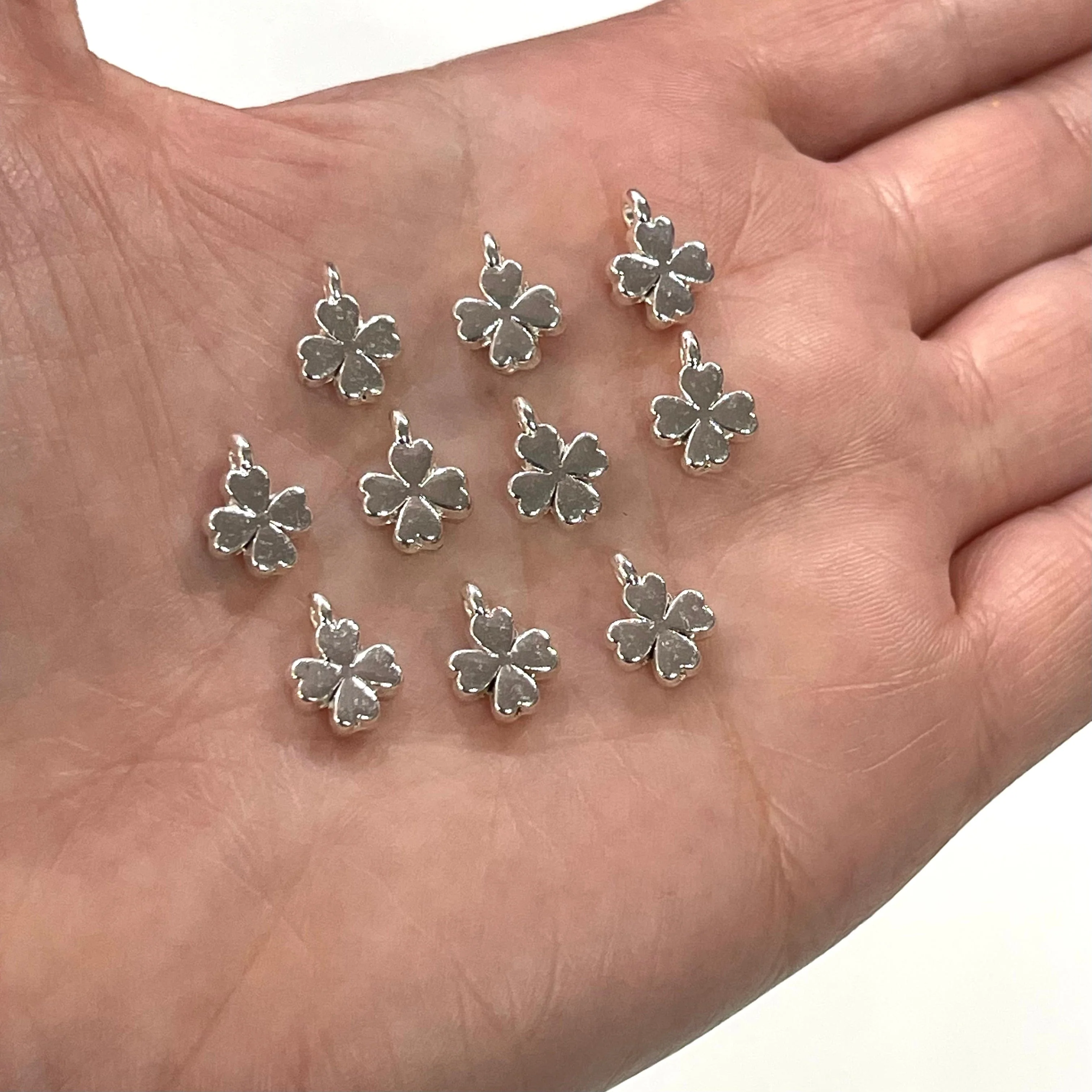 Silver Plated Clover Charms, 5 pcs in a pack