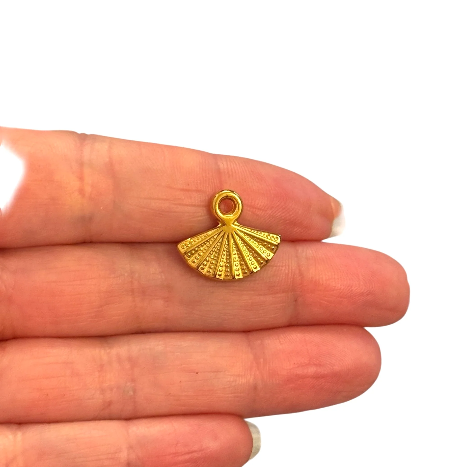 Waterproof Stainless Steel 24Kt PVD Gold Plated Fan Shell Charm / Pendant